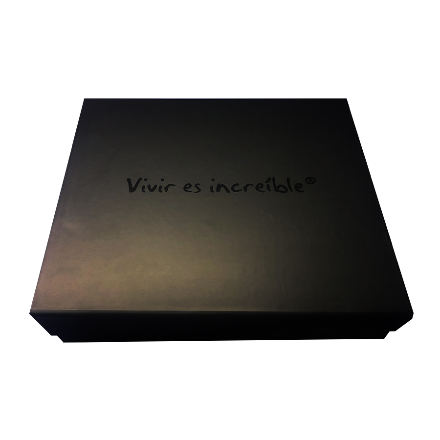 CAJA CON SOLAPA DE IMAN A606